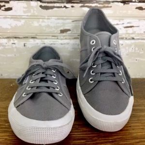 SUPERGA UNISEX Gray Canvas Tie Shoe Womens 9 1/2